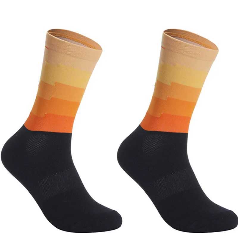 Cotton New Unisex Cycling Socks Men Outdoor Mount Sports Wearproof Bike Footwear For Road Bike Socks Running Basketball Z250731