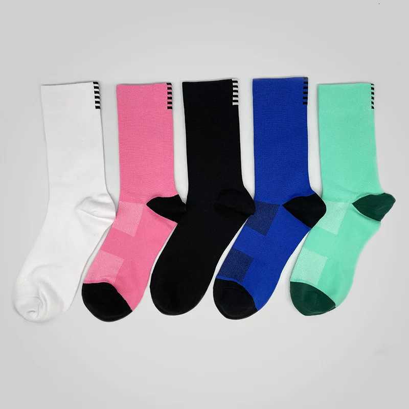 3 Pairs New Cycling Socks Men Breathable Mesh Running Socks Quick Dry Mid Tube Cycling Sports Racing Road Bicycle Socks MTB Bike Z250731