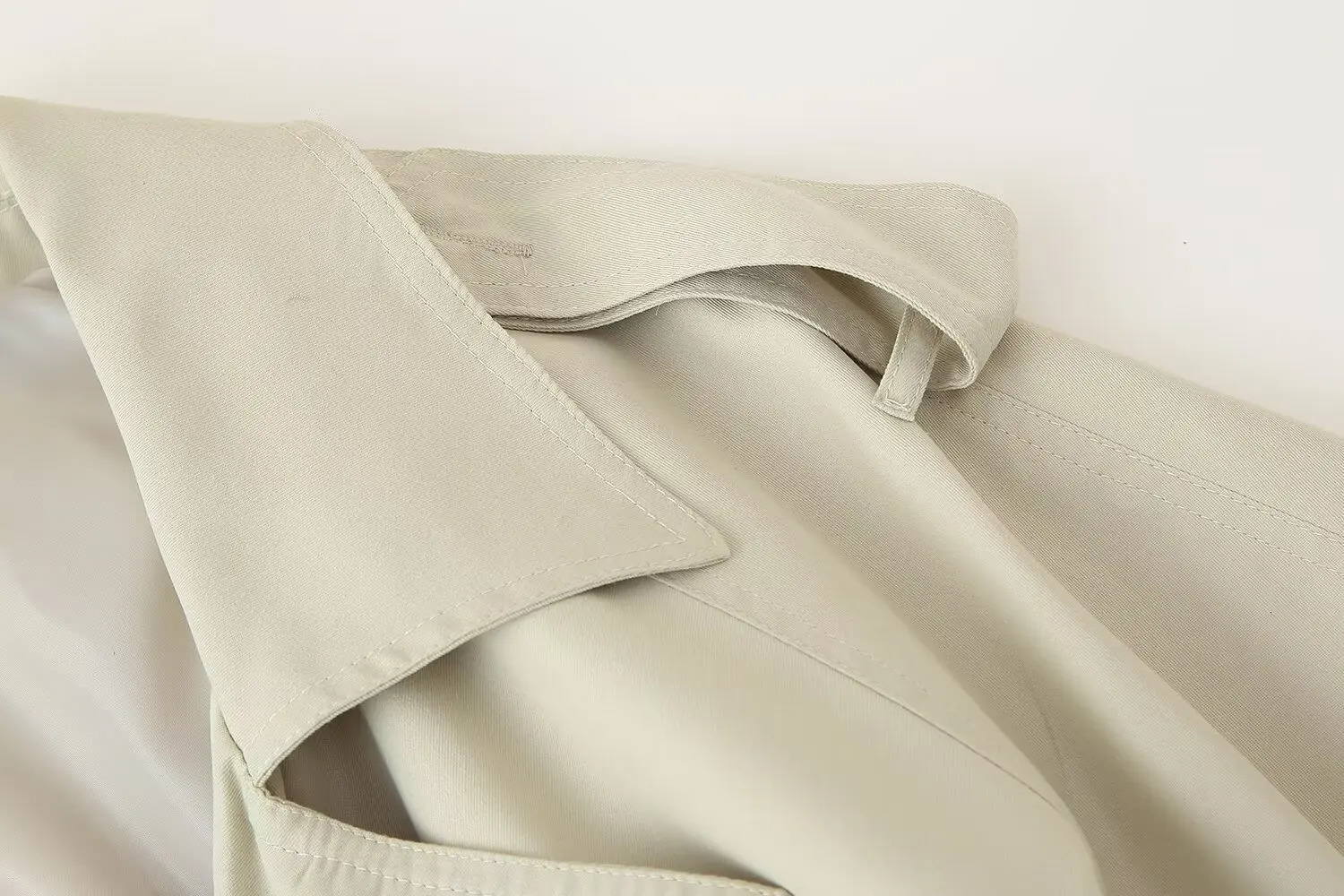 2025 Spring and Autumn Womens Short Jacket Long Sleeve Fashion Jacket with Belt Fashion Casual Middle Outerwear 250728