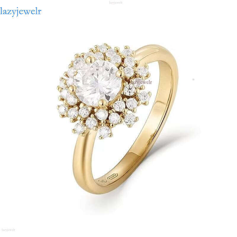 Luxurious Jewelry Women's Wedding Chrysolite Exquisite Flower Design Ring Manufacturer