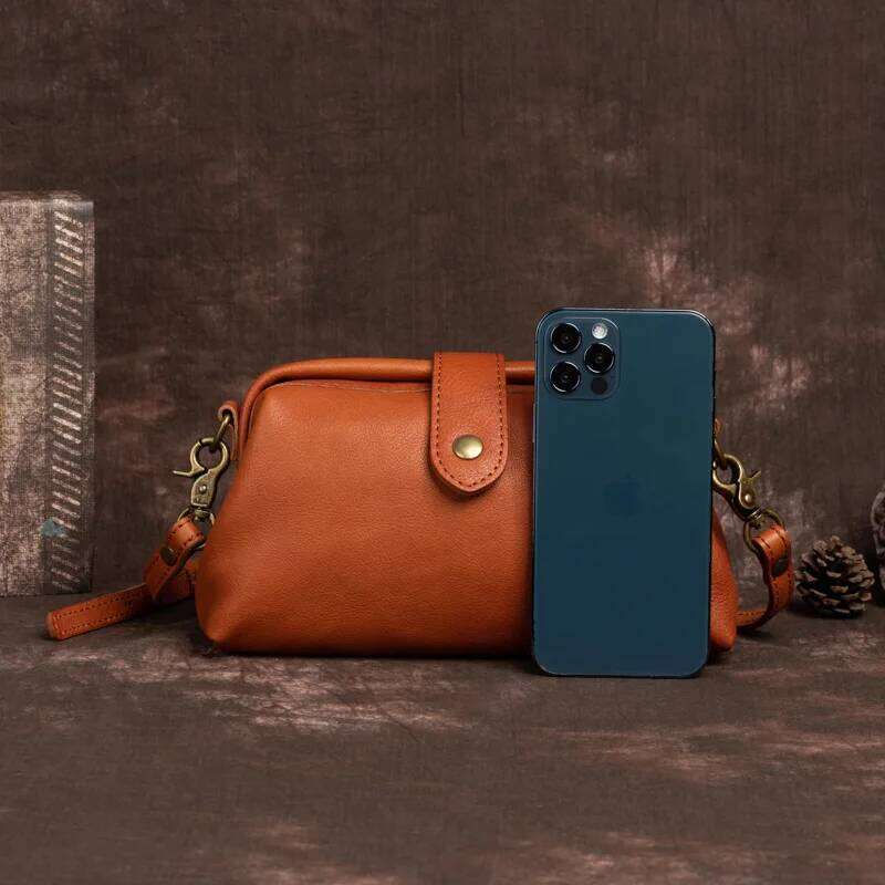 Woman's Men Shoulder Crossbody Female Retro Messenger Bag For Women Leather Phone Sling Bag Ladies Clutches