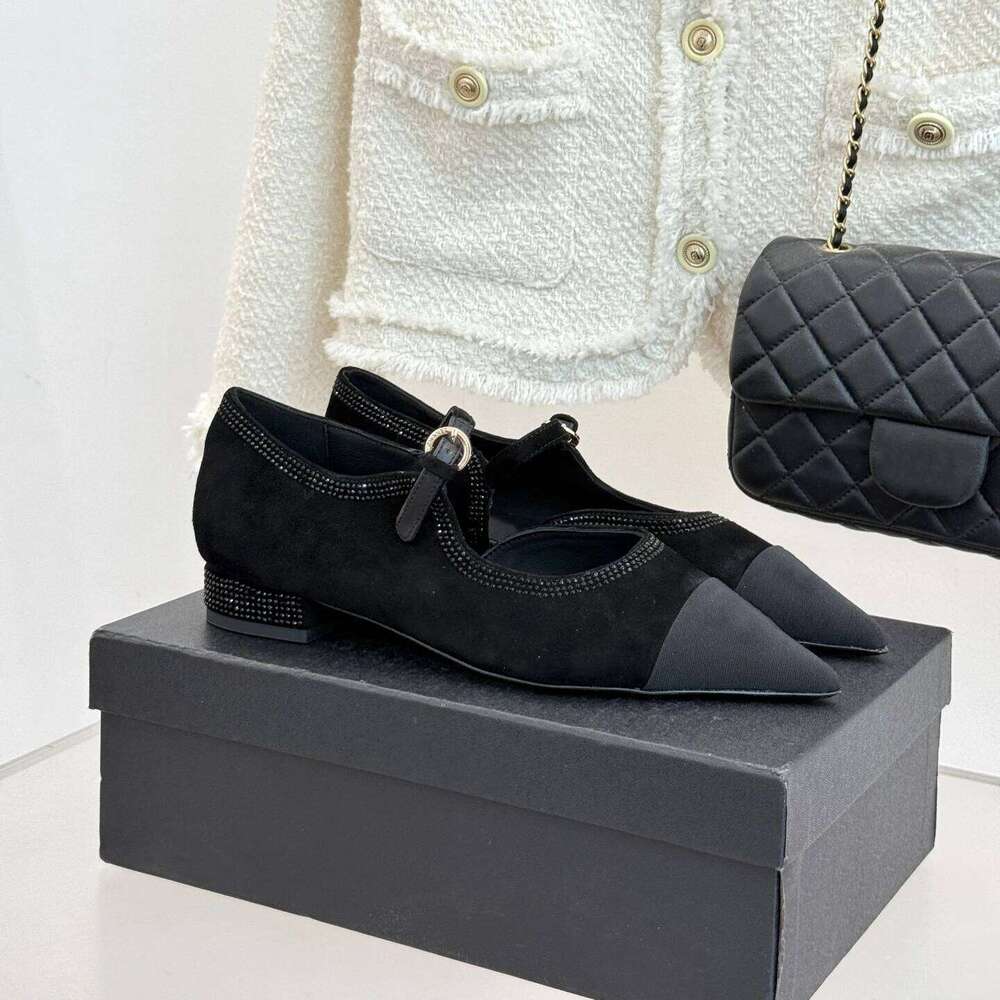New Women Size35-41 Natural Cow Suede Flats Maey Janes Low Heels Pointed Toes Crystals Designer Shoes Zapatillas De Mujer f0e