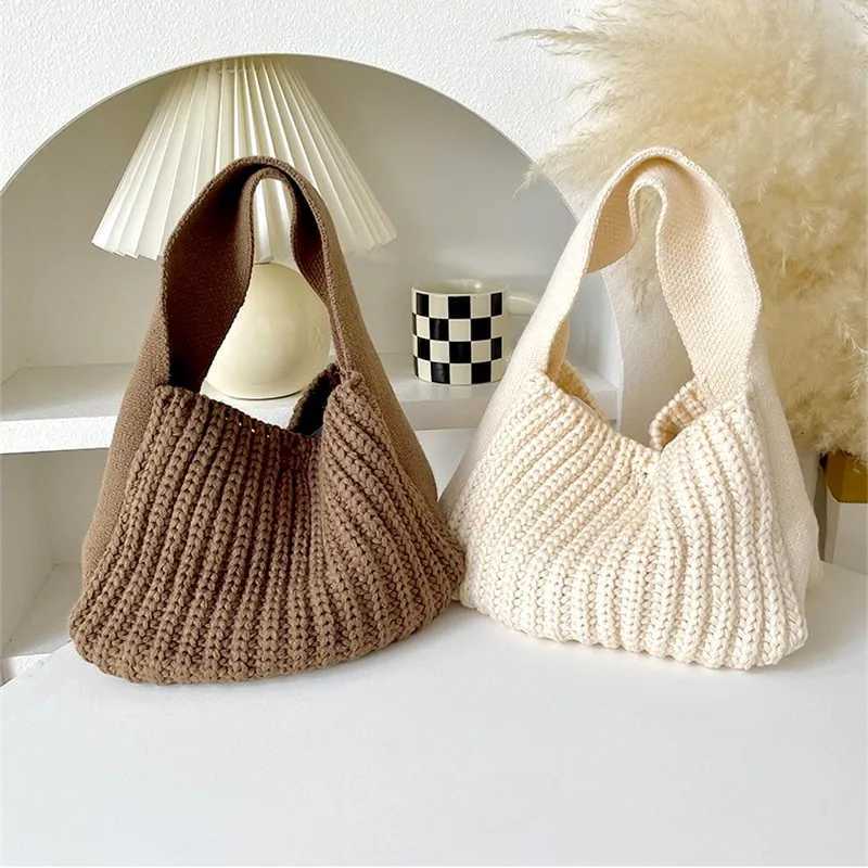 FAshion Crochet Handbag Soft Slouchy Hobo Bag Korean Style Vintage Chic Square Pouch Winter Simple Knitted Warmer Handbag Y250730