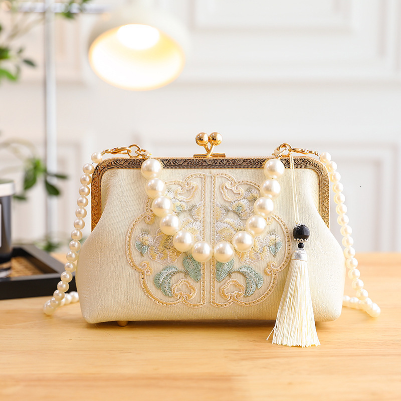 New Chinese Embroidery Ethnic Style Handbag Women s Shoulder Bag Designer Bag Crossbody Bag Cheongsam trend Bag Handbag