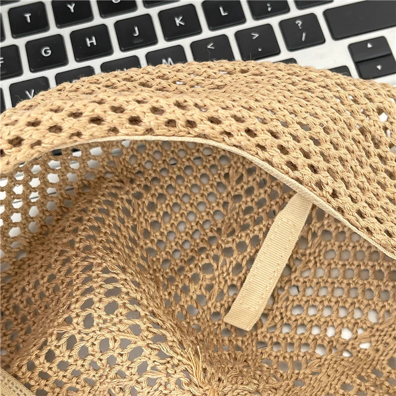 Berets for Women Summer Thin Hollow Breathable Sweet Versatile Retro Temperament Elegant Ins Fashion Painter Beret Hats 250730