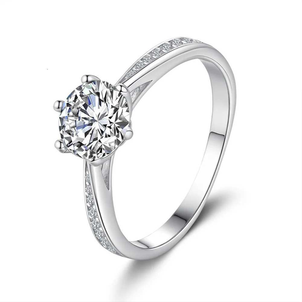 925 Sterling Silver Moissanite Ring for Women Six Prong Classic Crown Engagement Ring Ideal for Daily Wear Wedding Engagement y250730