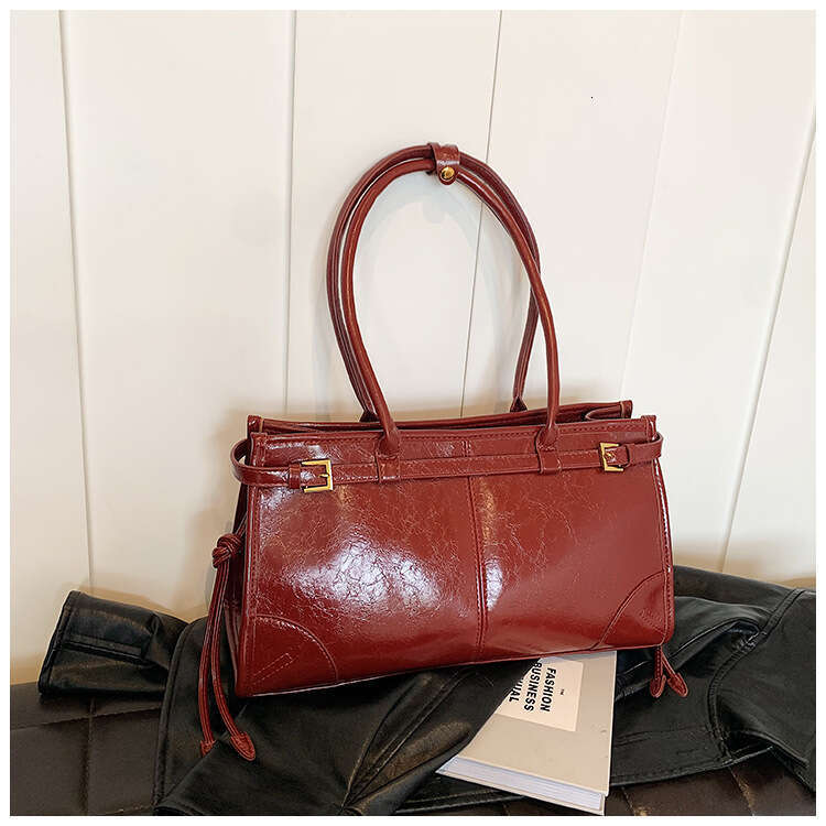 Handheld Shoulder Bag - Brown Lacquered Leather Commuter Big Bag, Fashionable and Versatile, Outdoor Women's Bag