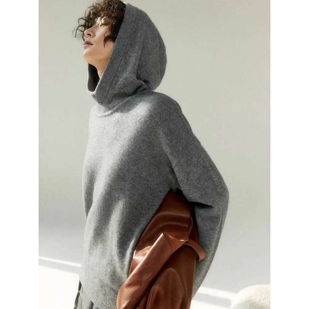 American Retro Gray Hooded Sweater, Women's Autumn Winter High-End Temperament, Simple And Casual Base Knit Sweater 250728