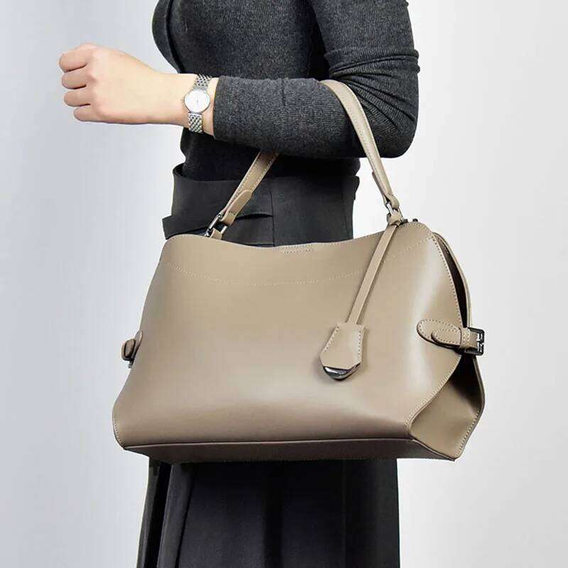 Genuine leather Tote 2025 new belt buckle design large capacity cowhide one-shoulder crossbody bag fashion ladies handbag