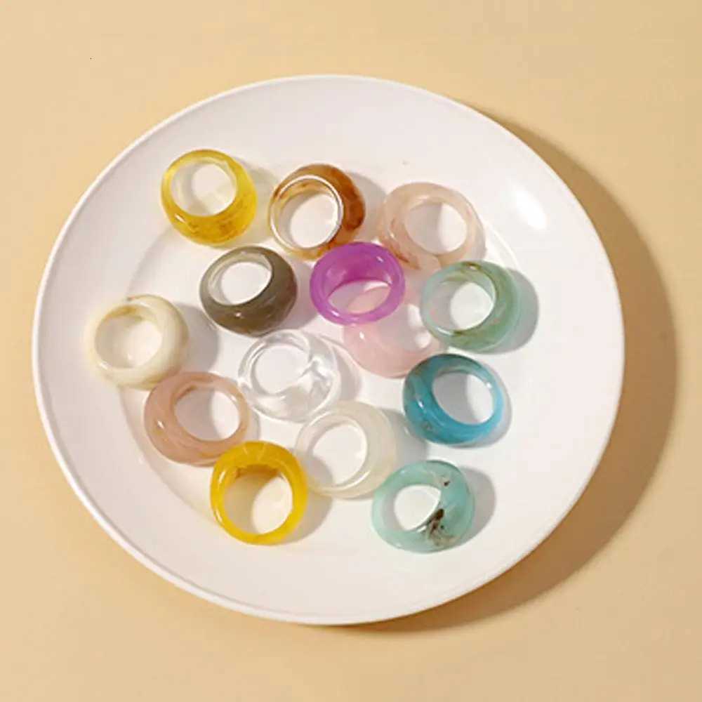 Smooth Geometric Round Rings For Women Men Y2K Colorful Transparent Resin Acrylic Finger Ring Ins Vintage Chunky Ring Jewelry y250730