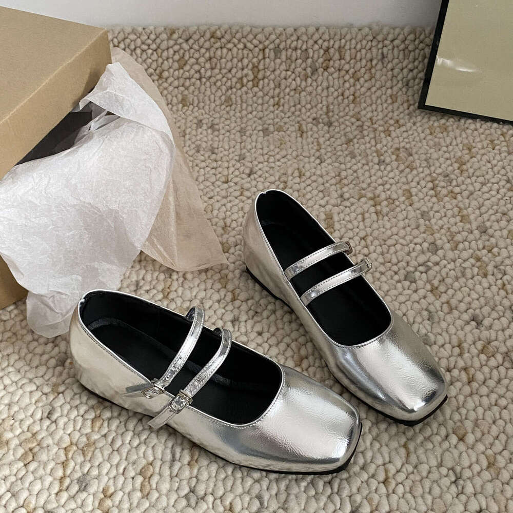 French Style designer shoes Petite Height Increasing 5cm Mary Jane for Women 2025 Spring and Autumn New Evening Breeze Silver Leather Shoes