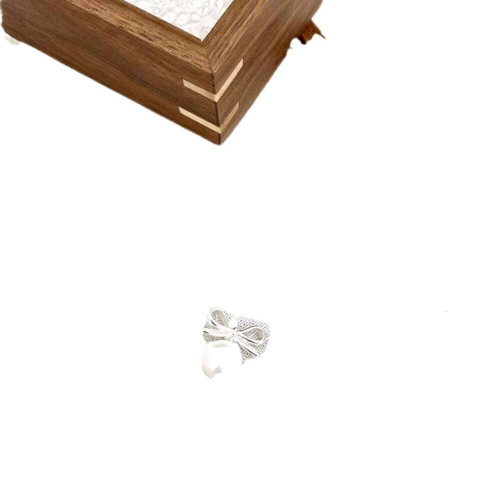 Cool Summer Pearl Bow Necklace for Women French Style High-end Clavicle Chain Light Niche Versatile Durable Jewelry cf6