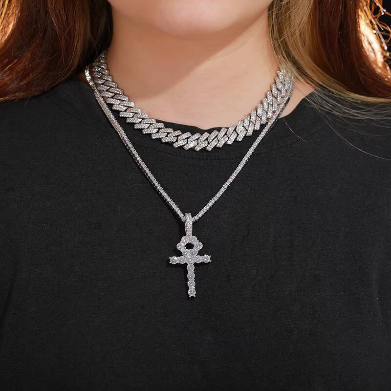 Wholesale Fast Shipping 3MM Jesus Cross VVS Moissanite Pendant 925 Sterling Silver Fine Diamond Pendant for Necklace Men