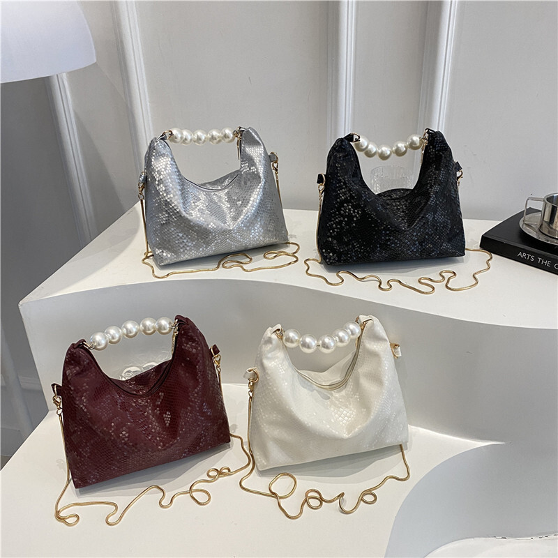 Niche Design Pearl Handbag for Women 2025 New High-end Chain Crossbody Fresh Dumpling Bag ddmymoon
