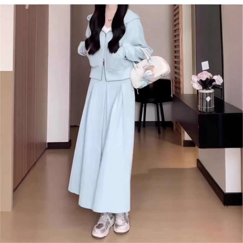 Spring and Outfit Matching Small Fragrance Korean Style Set Sweatshirt Half Women's Autumn Winter 2024 New Long Skirt