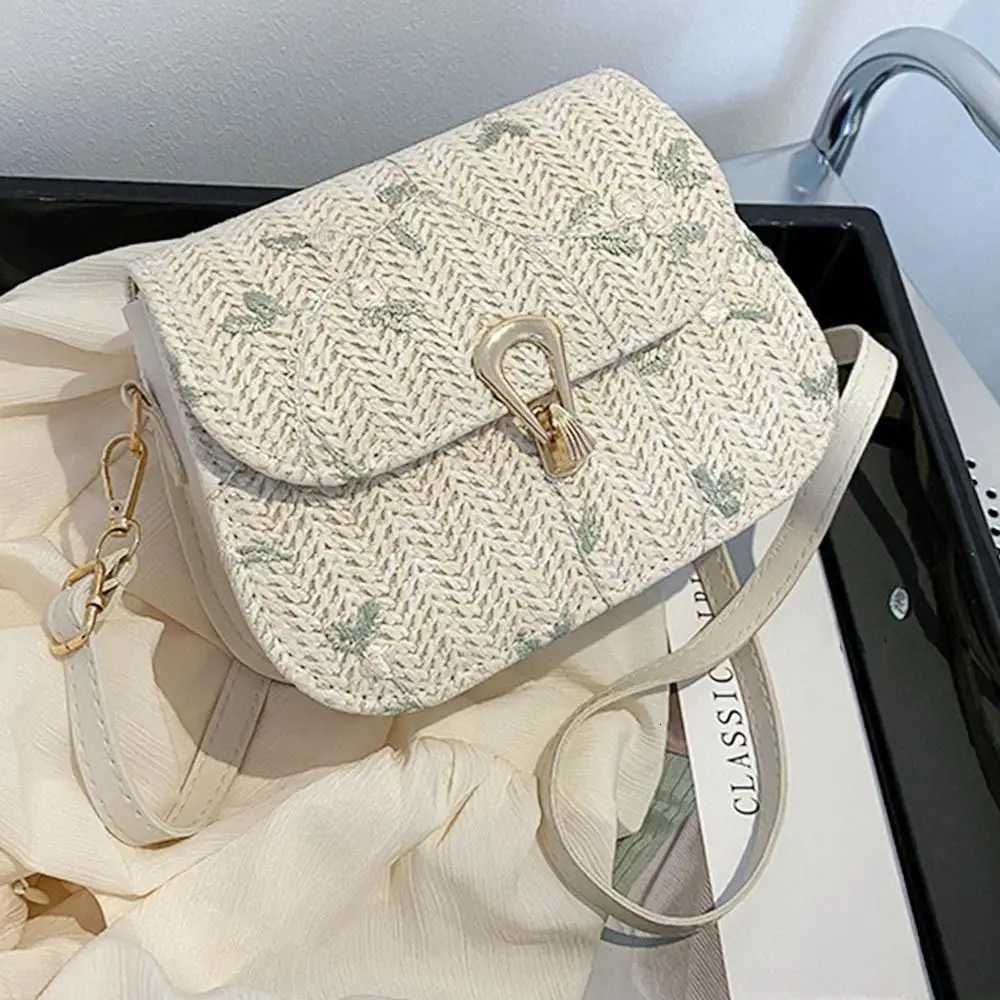 Fashion Flower Woven Saddle Bag Women Cute Straw Shoulder Bags Trendy Casual Handbag Ladies Lace Embroidery Crossbody Bags Y250730