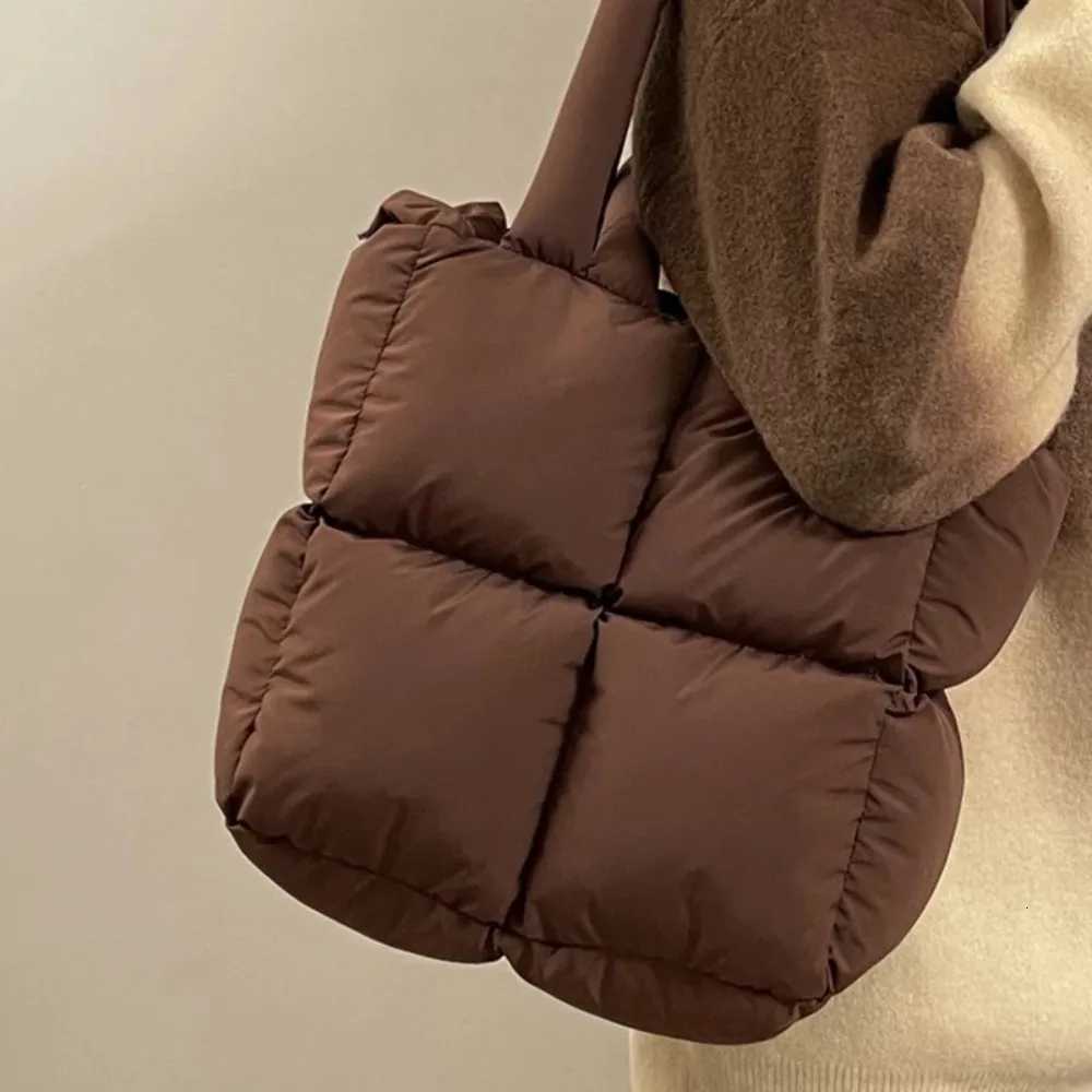 Large Capacity Puffy Shoulder Bag New Quilted Nylon Cloth Down Feather Handbag Padded Soft Space Cotton Shopping Tote Y250730