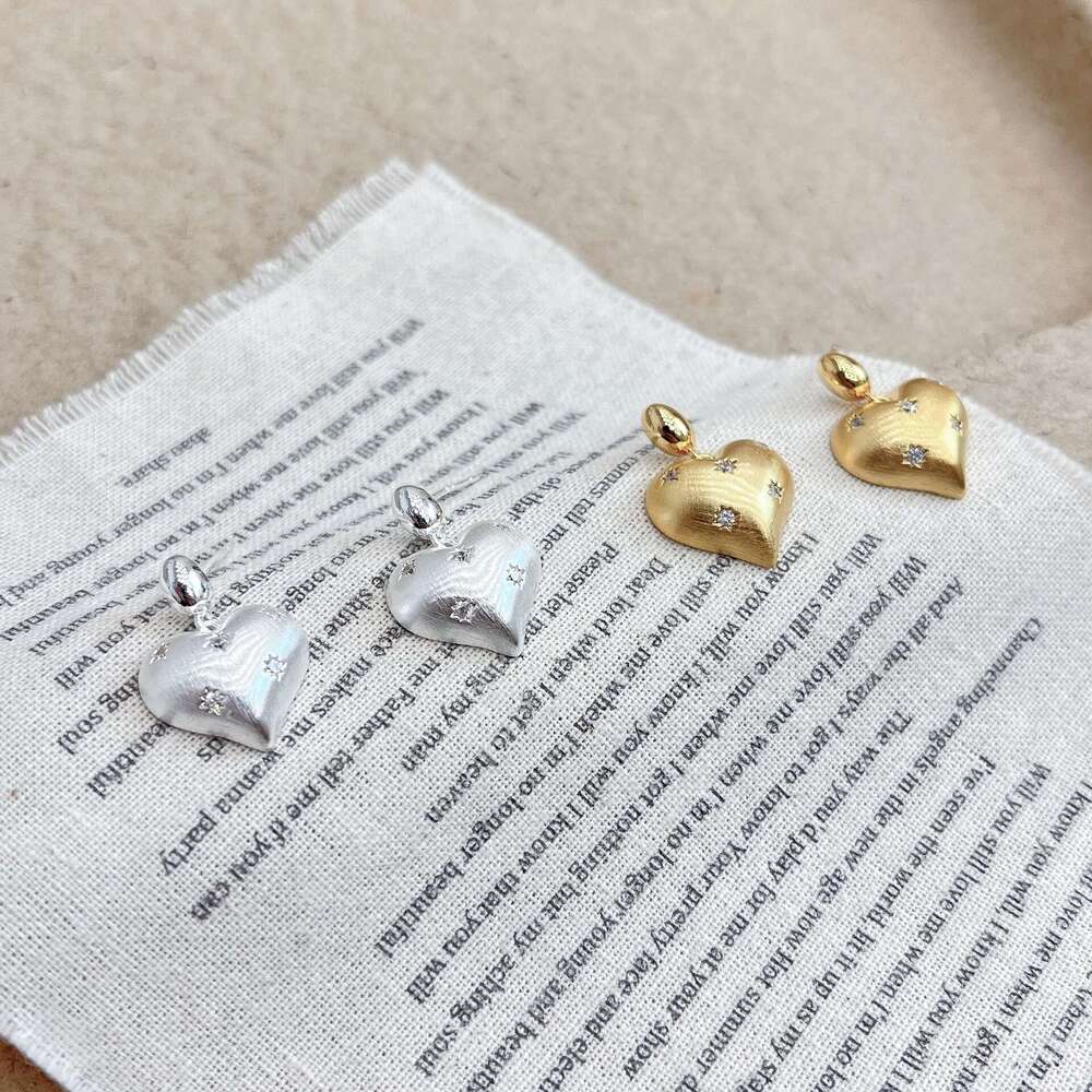 New Simple High-end Unique Personality Temperament Gold Heart-shaped Earrings for Women 68c