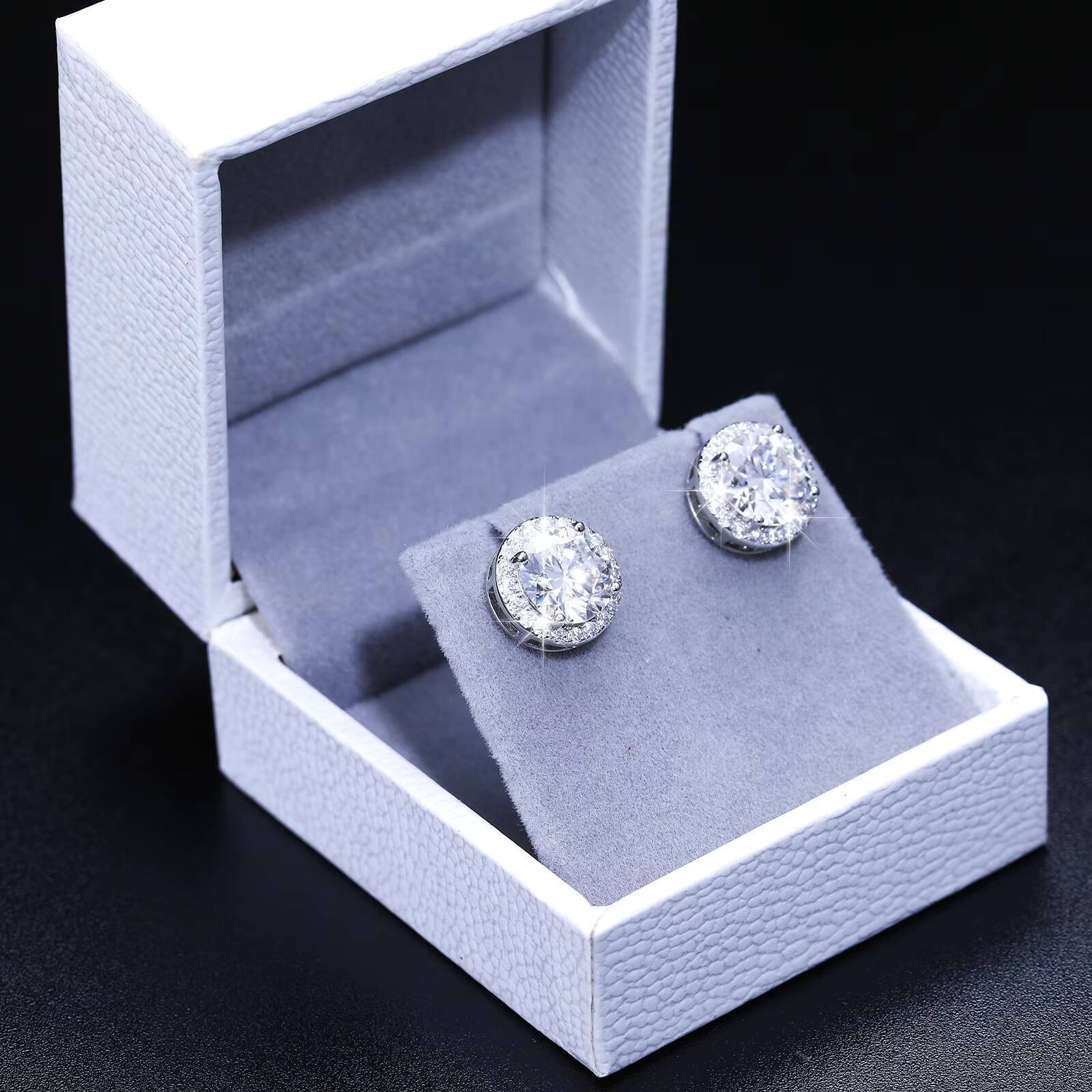 Pass Diamond Tester Fashion 5mm-8mm White Gold 925 Sterling Silver VVS Moissanite Diamond Push Back Halo Stud Earrings Men Women