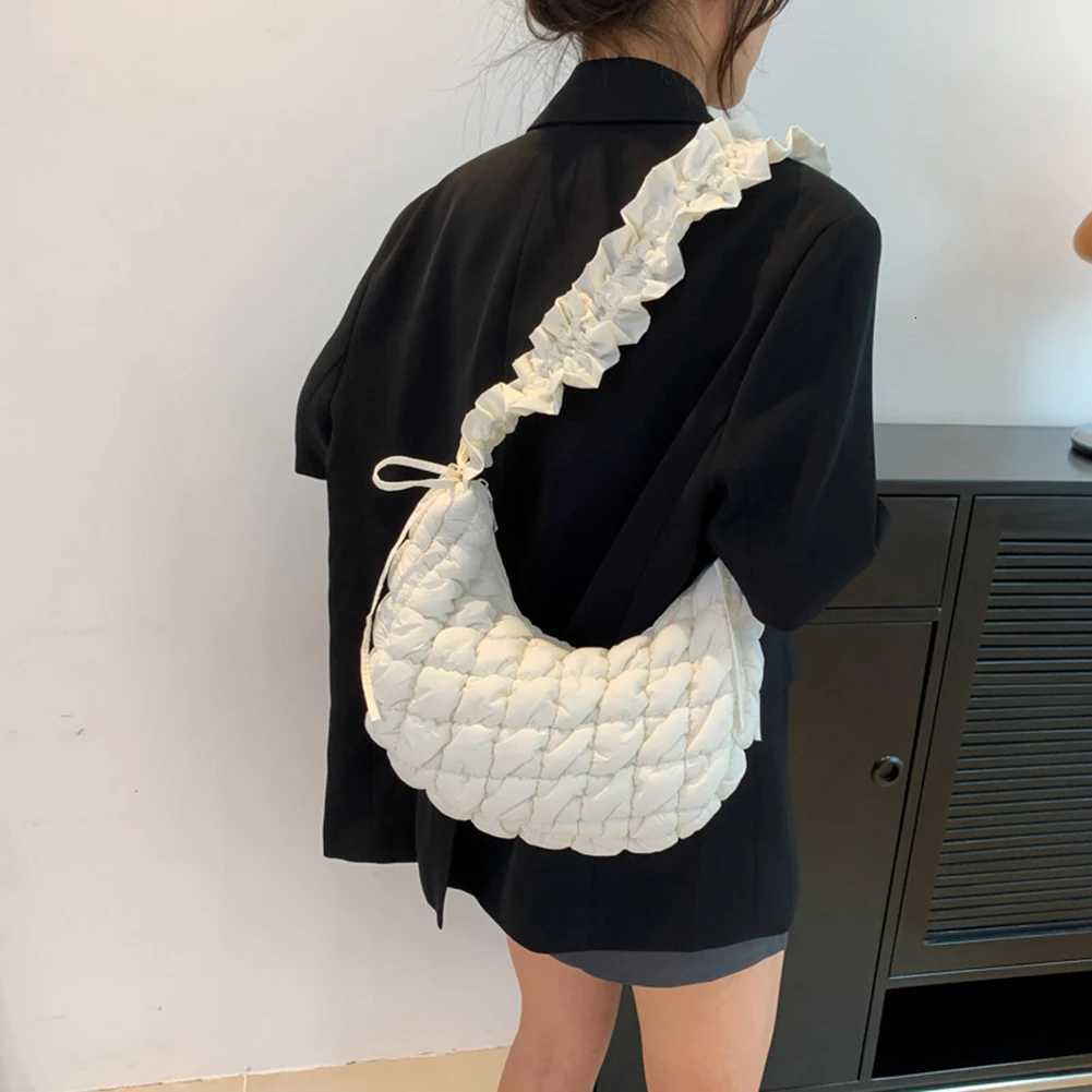 Women Crossbody Bags Solid Quilted Padded Bubble Cloud Bag Ruched Big Purse Zipper Closure Adjustable Shoulder Strap Travel Bags Y250730