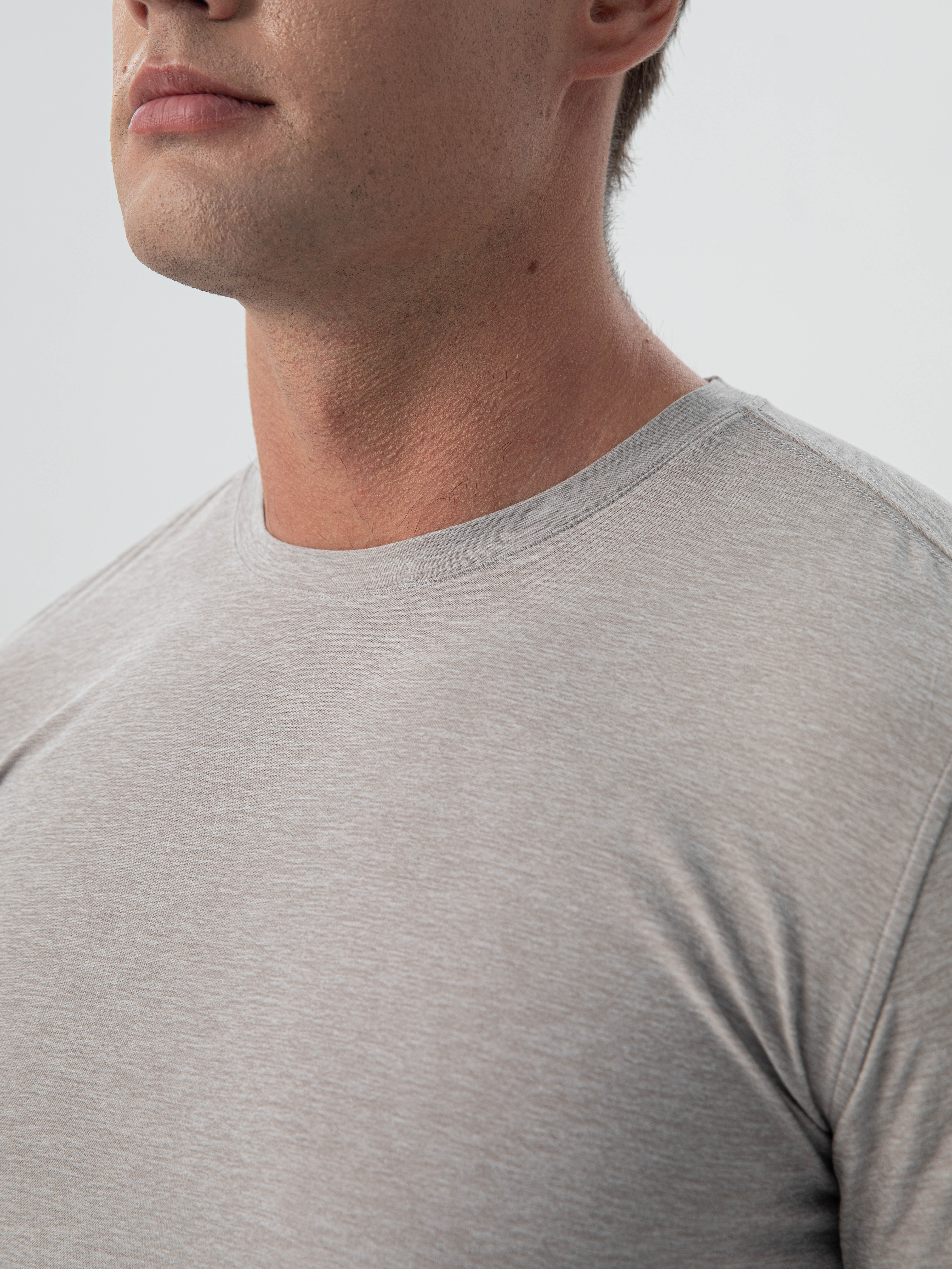 Men's Lightweight Cotton T-Shirt - Breathable Fabric & Durable Construction