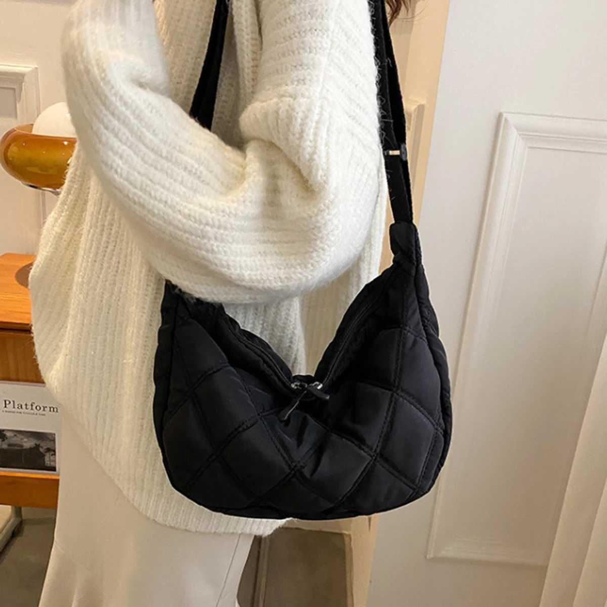 Black diamond check embroidered thread large capacity down Cloud Womens shoulder crossbody dumpling bag (without pendant) Y250730