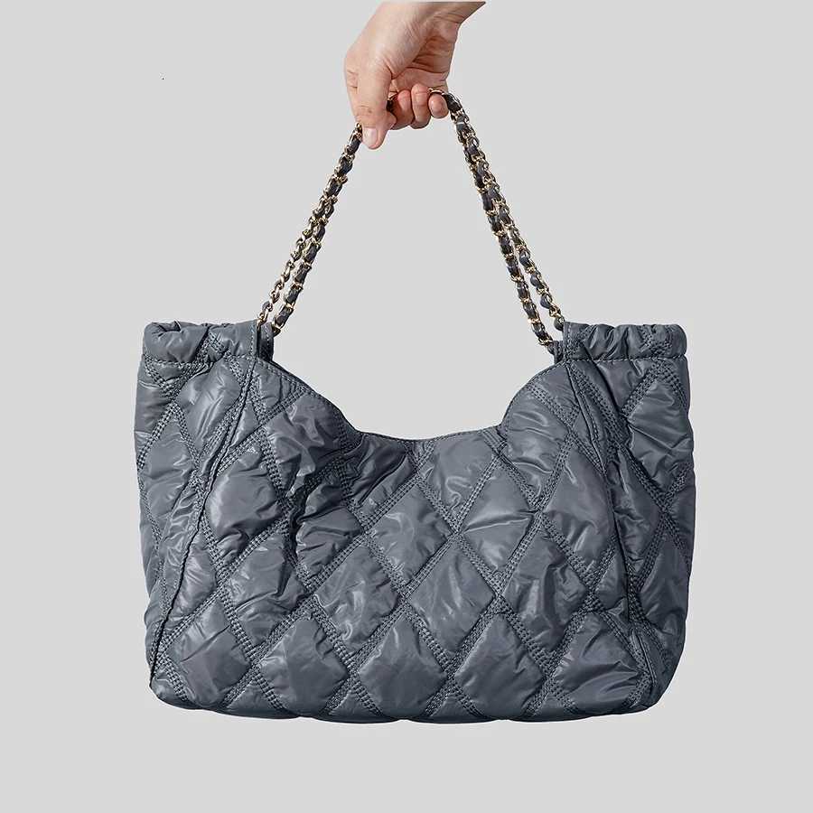 Casual Nylon Lingge Quilted Women Shoulder Bag Designer Padded Lady Handbags Chain Large Capacity Tote Bag Big Shopper Purse2023 Y250730