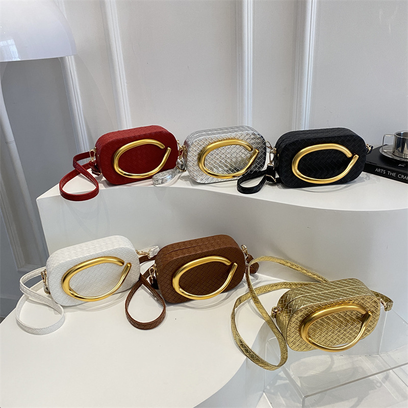 Hot Selling Wrist Box for Women 2025 New Fashion Woven Feel Single Shoulder Crossbody Evening Bag ddmymoon