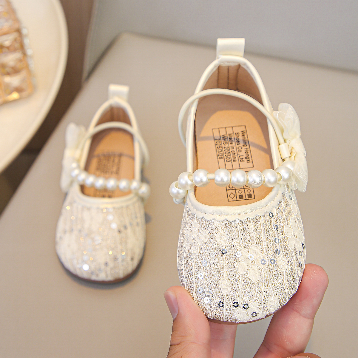 Girls pearl lace princess shoes Sweet bow Exquisite small leather shoes