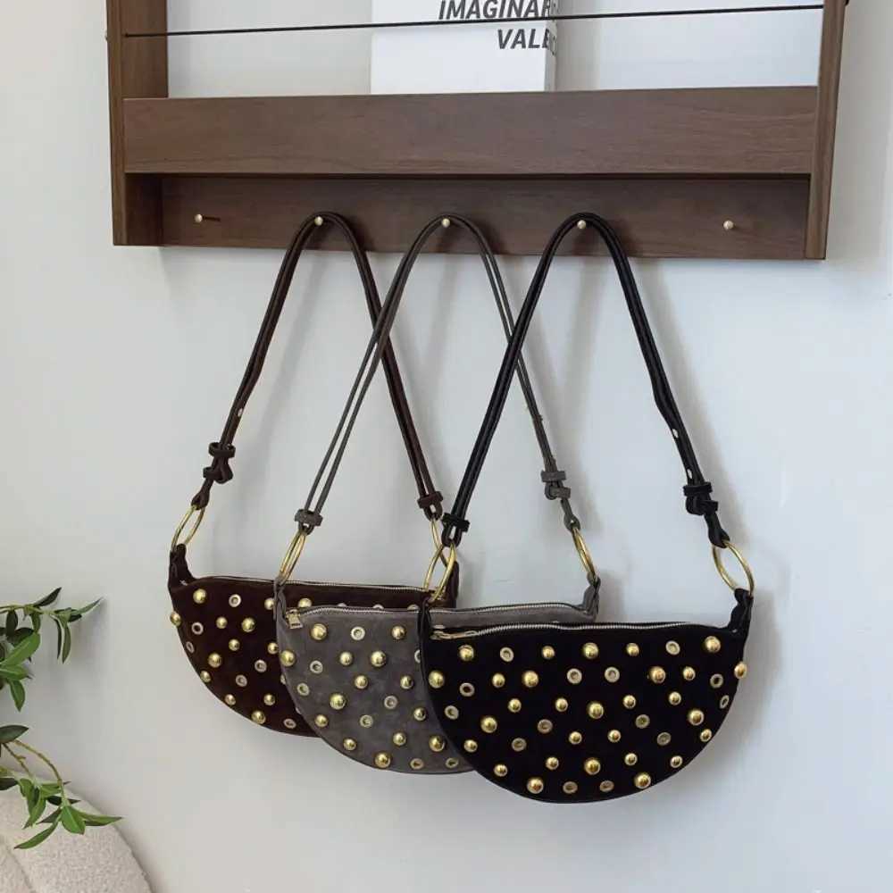 Trendy Metal Stud Crossbody Bag Hollow Spicy Y2k Shoulder Bag Sweet Cool Korean Style Underarm Bag Y250730