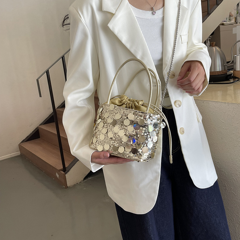 Fashion Personality Sequin Chain Women's 2024 New Trendy Shoulder Simple Fashionable Chic Crossbody Bucket Bag ddmymoon