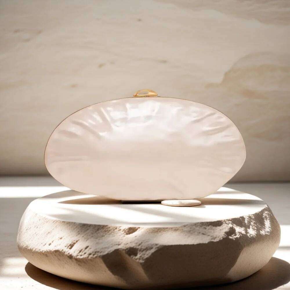 Shell Clutch Bag Acrylic Pearl White Frame Purse Women Wedding Wallet Female Evening Party Cute Ivory Lady Pro Handbag