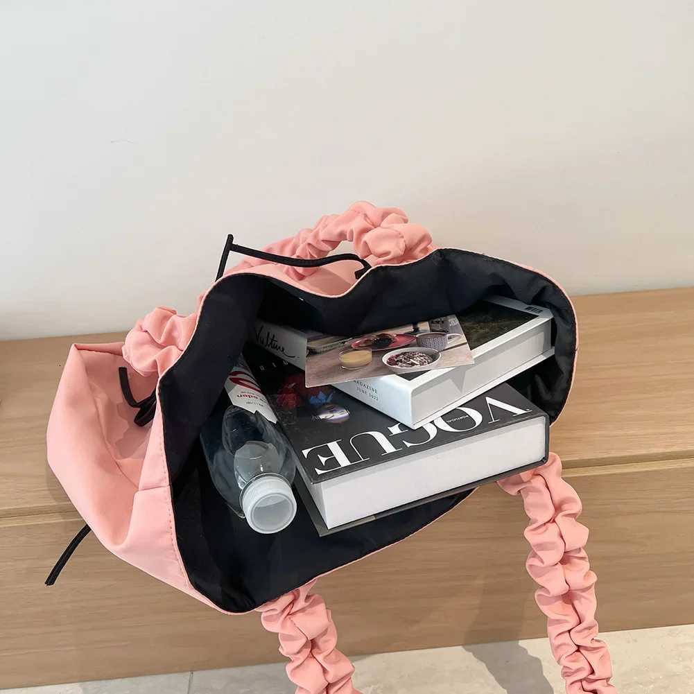 Women Nylon Tote Bag Fashion Shoulder Bag Large Capacity with Bow Trendy Messenger Bag Pleated Shoulder Strap Chic Hobo Bag Y250730