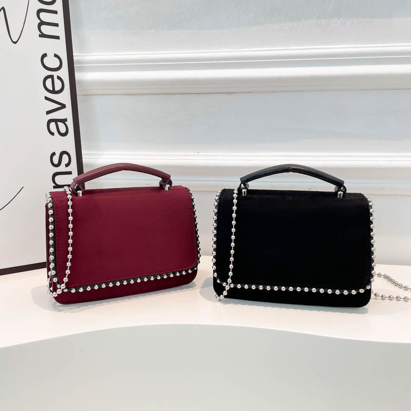 Fashion Trend for Women 2024 New Luxury Chain Crossbody Personality Versatile Beaded Handbag Shoulder Bag ddmymoon