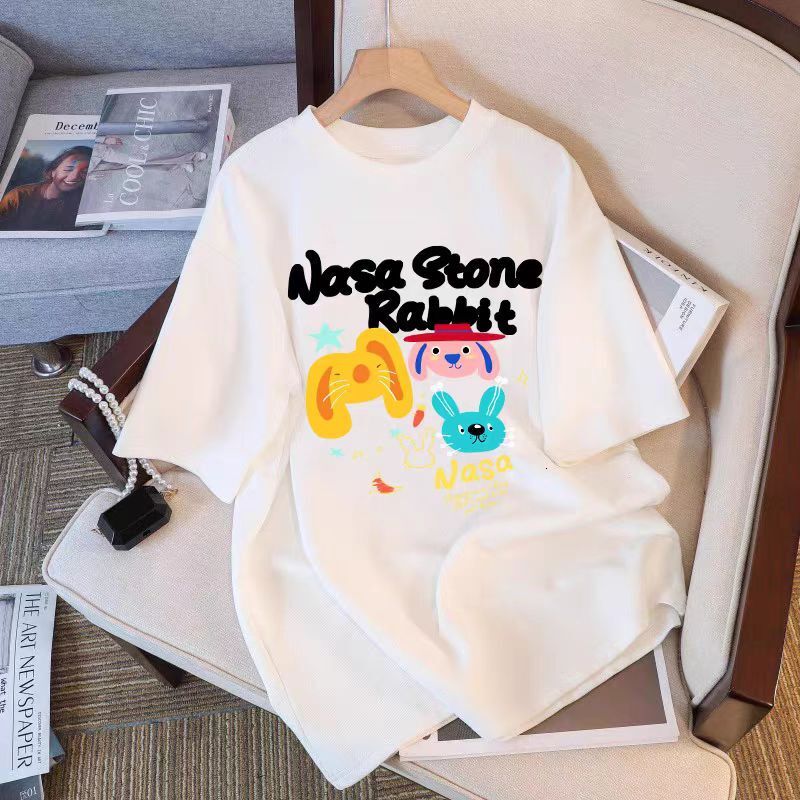 2025 white loose short sleeved women's T-shirt new pure cotton cartoon design European plus size half sleeved top new designer T-shirt