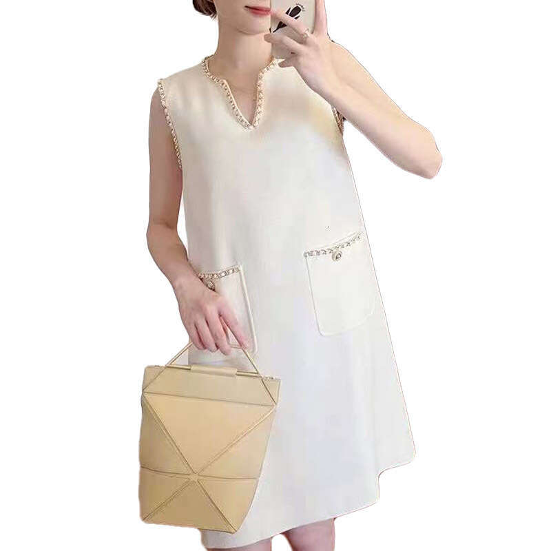 Summer Heavy-duty Metal Chain Woven Short V-neck Sleeveless Tank Elegant Slimming Dress