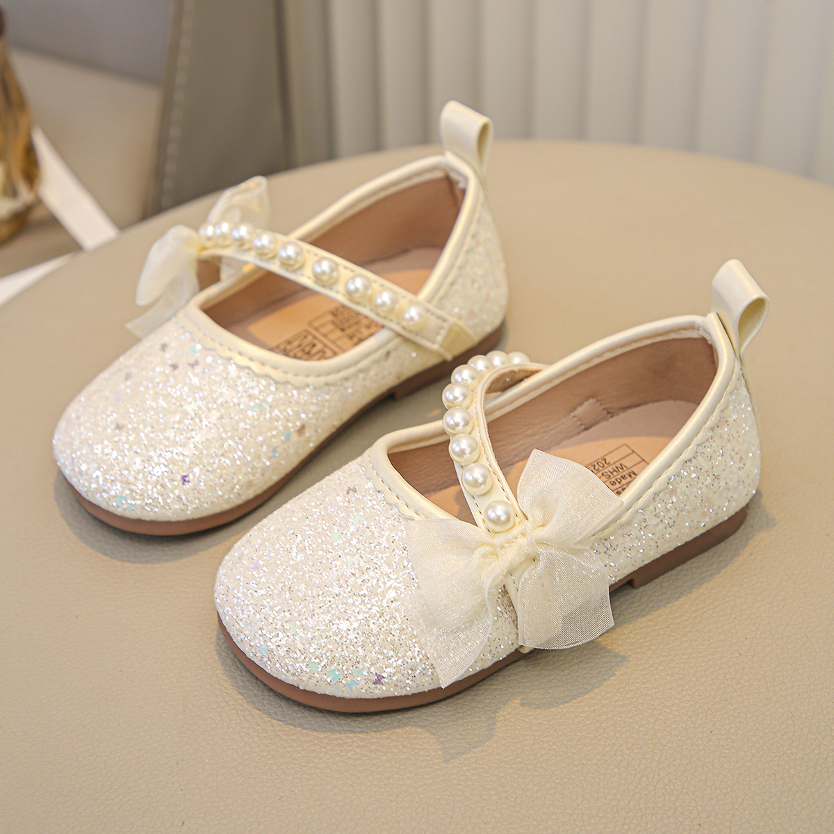 Girls' shiny pearl trip shoes bow decorated delicate little single shoes