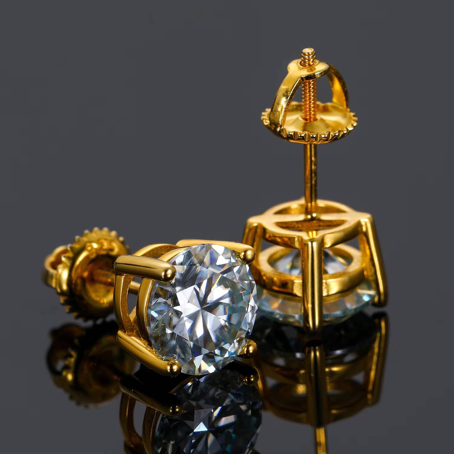 Fashion Luxury Iced Out Diamond Screw Back 18K Gold Plated Sterling Silver 8mm 2ct Lab Grown Moissanite Women Stud Earrings