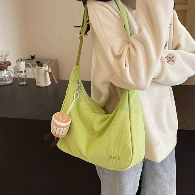Simply-designed Female Shoulder Bag Refined Dumpling Bag Ins Style Casual Crossbody Bag Nylon Travel With Large Capacity G250729