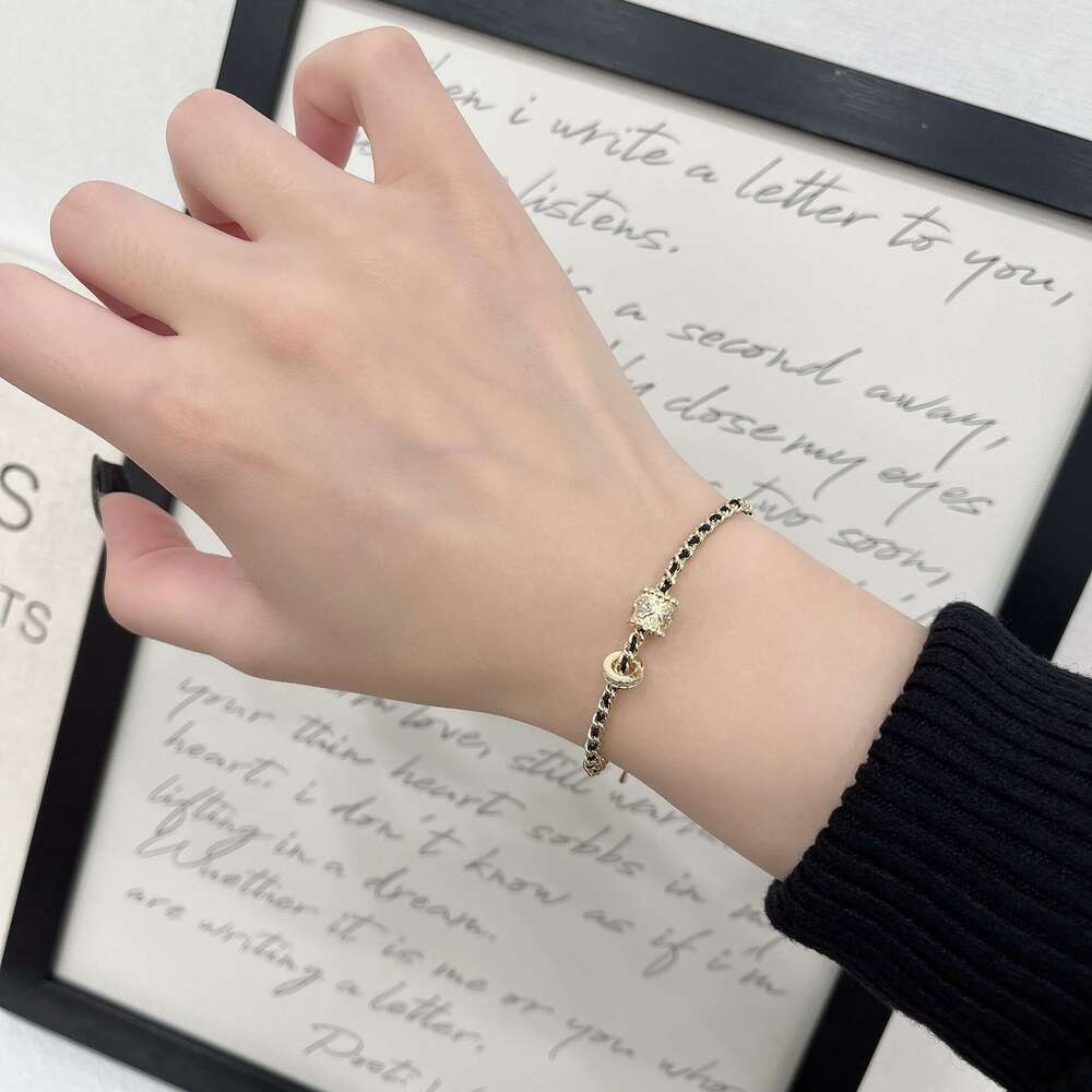 Running Ring Black Gold for Women Simple Fashionable Style Chain Brushed Sparkling Woven Bracelet abb