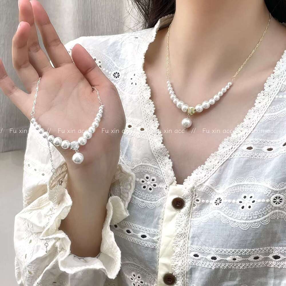 Gold Sier White Gradient Pearl Necklace New Exquisite Versatile Sweater Chain Niche Fashion Design High-end Choker 4eb