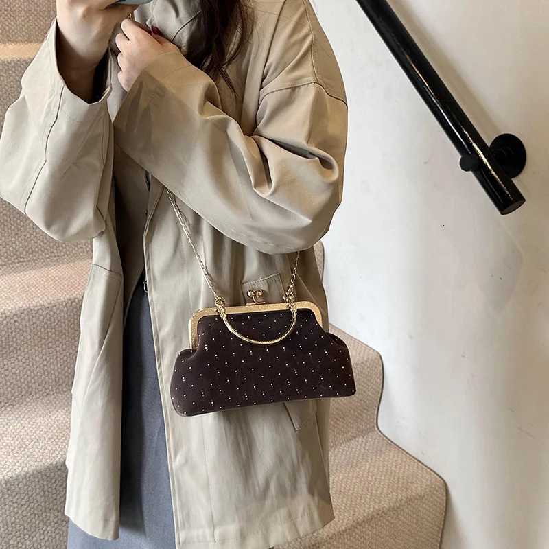 Design Womens Evening Clutch Purse Dinner Party Ladies Small Clip Shoulder Bag Handbags Female Chain Crossbody Bag Y250730