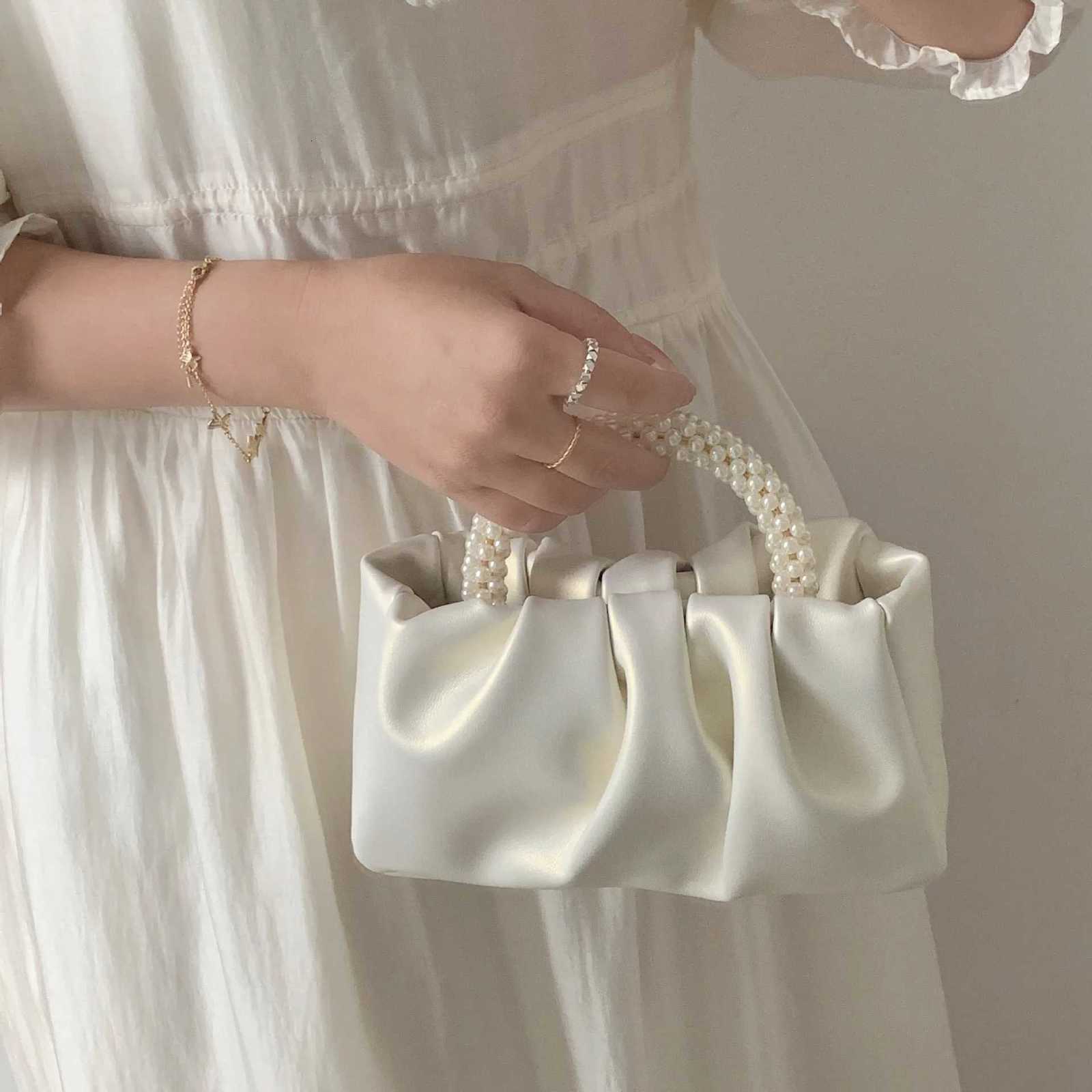 Pearl Beaded Handle Handbags 2024 New Fashion White Folded Cloud Small Tote Handbag Clutches For Women Temperament Shoulder Bag Y250730