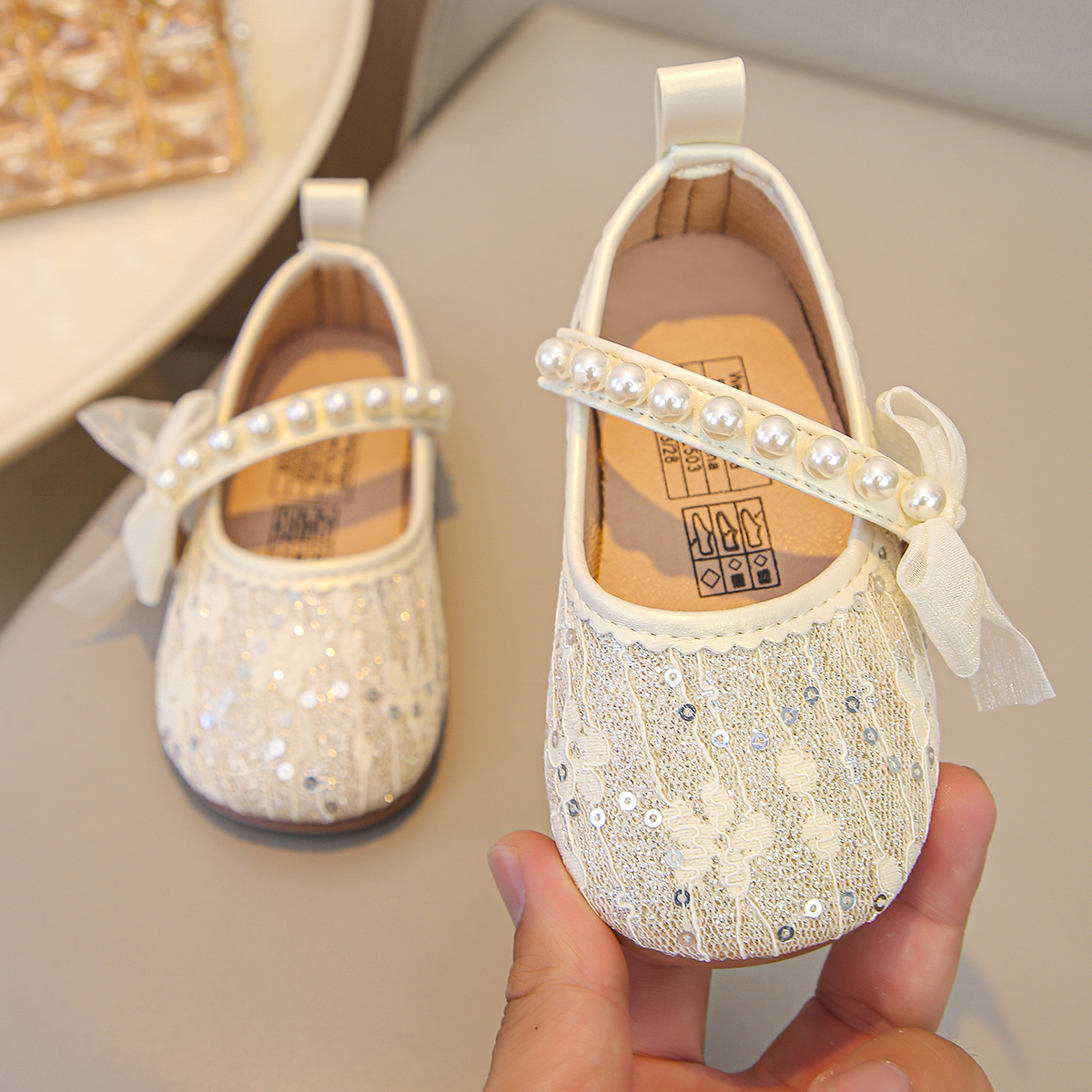 Girls Lace Princess Shoes Pearl Trip Bow Sequins Exquisite Little Leather Shoes