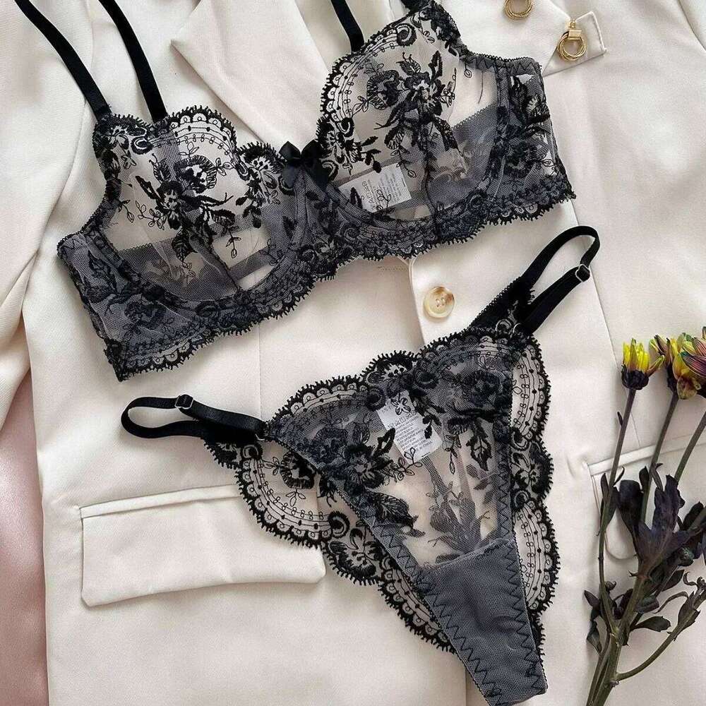 Sexy Embroidery Bra+Panties Sets Women Lingerie 2Pcs Solid Seamless Erotic Bra Suit Female Underwear Set Fashion Ladies Bralette