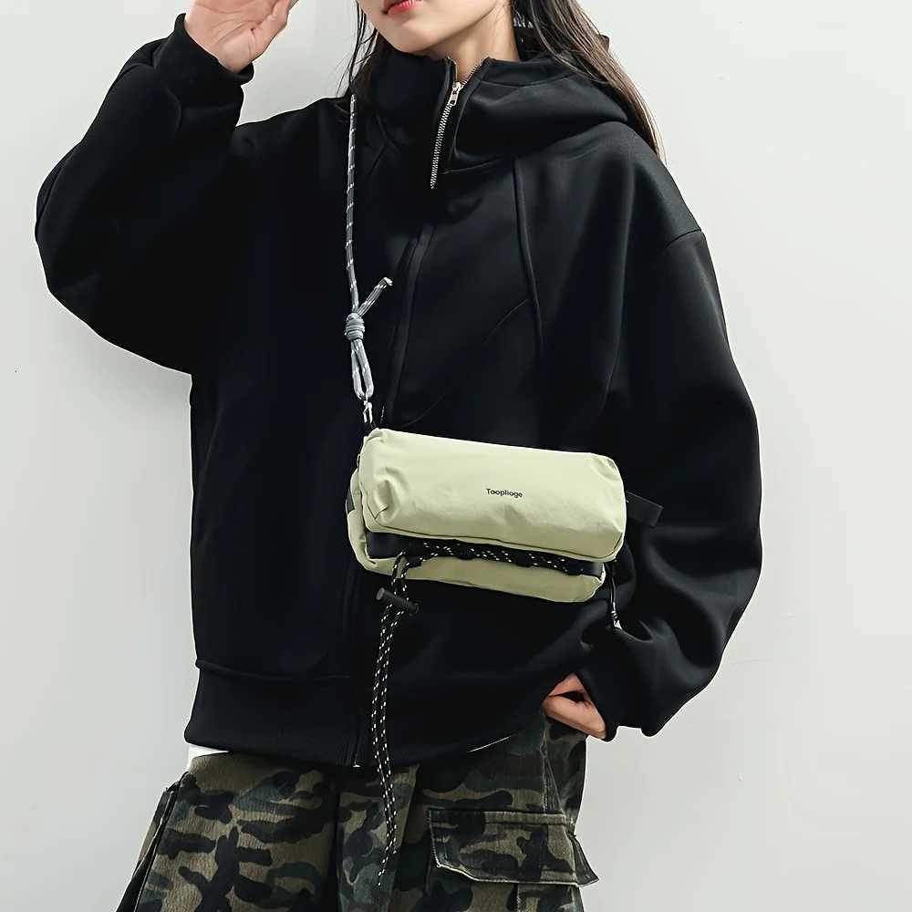 Ins Fashion Brand Crossbody Bag Female Niche Design Sense Shoulder Bag Fashion Commuter Backpack Female Portable Phone Bag G250729