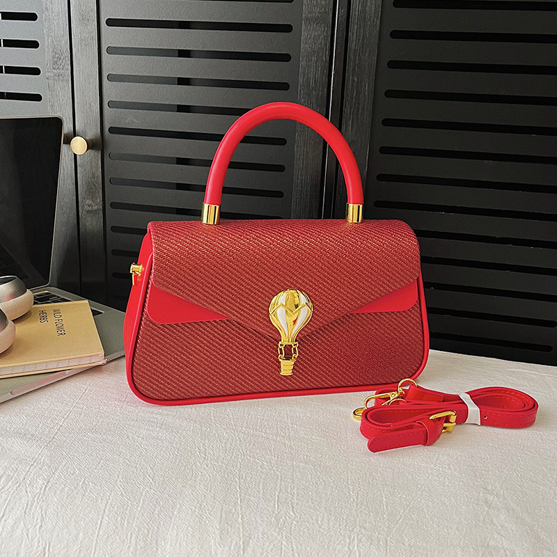 High-end Niche Exquisite Design Box for Women 2025 New Trendy Fashion Versatile Handheld Crossbody Small Square Bag ddmymoon