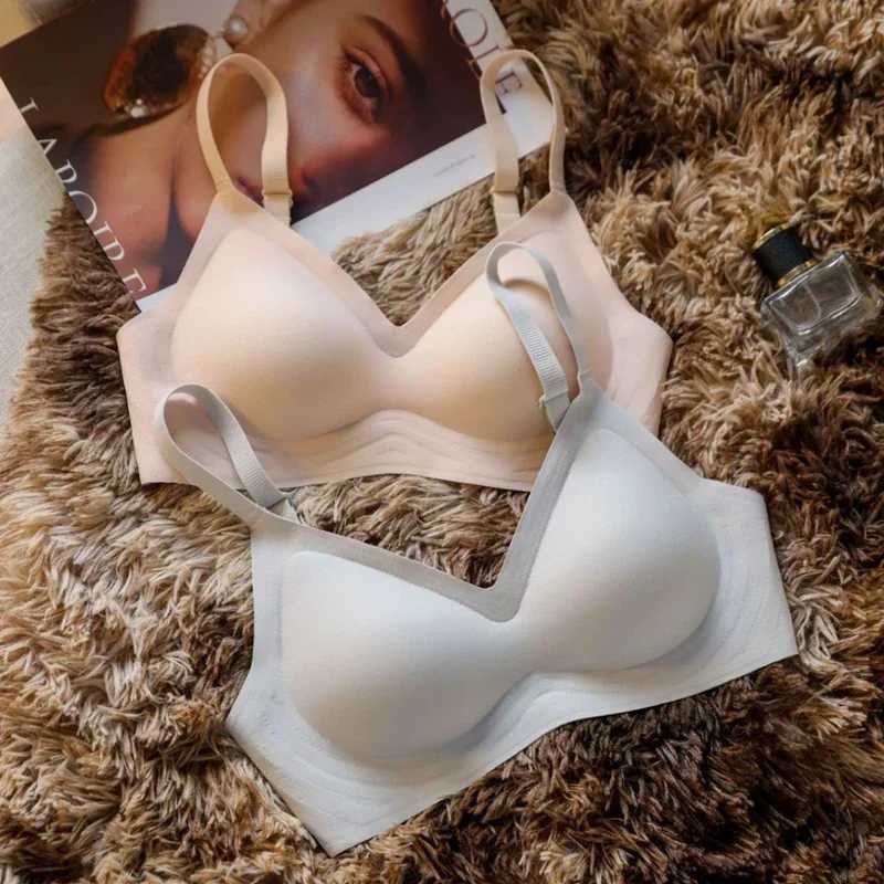 Seamless Underwear for Women with Small Breasts Push-up No Rims Soft Support Sports Bra Large Breasts Small and Thin Z250730