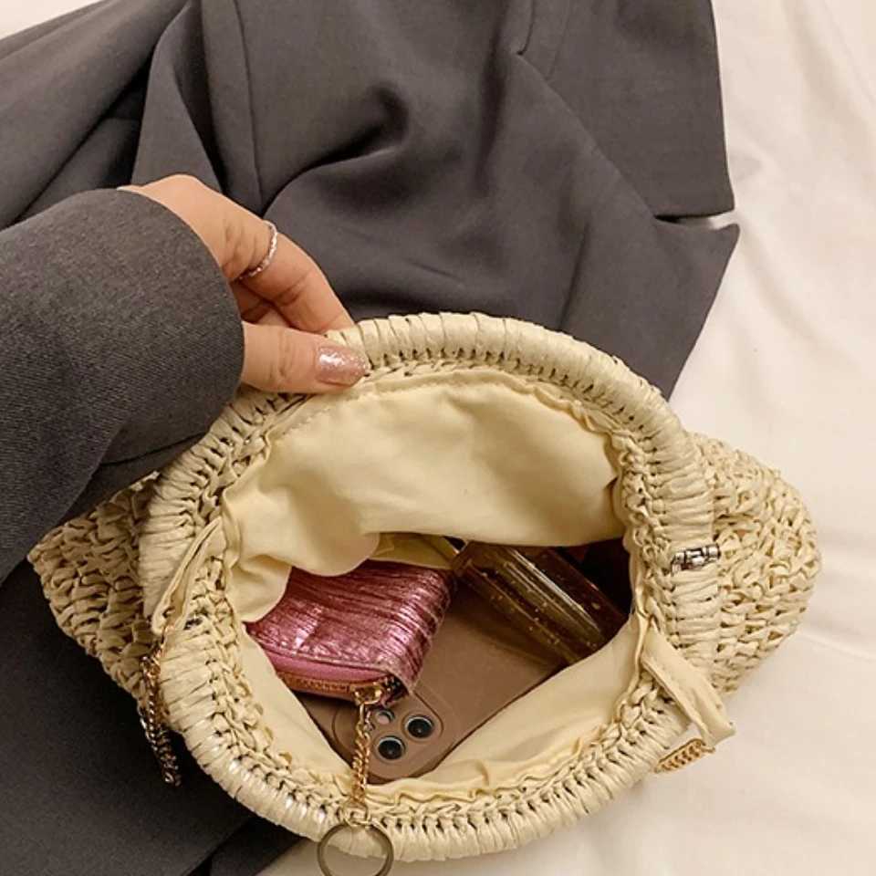 Women Straw Woven Bag Chain Strap Straw Clutch Purse Large Capacity Stylish Crossbody Bag Solid Color for Summer Beach Sac Y250730