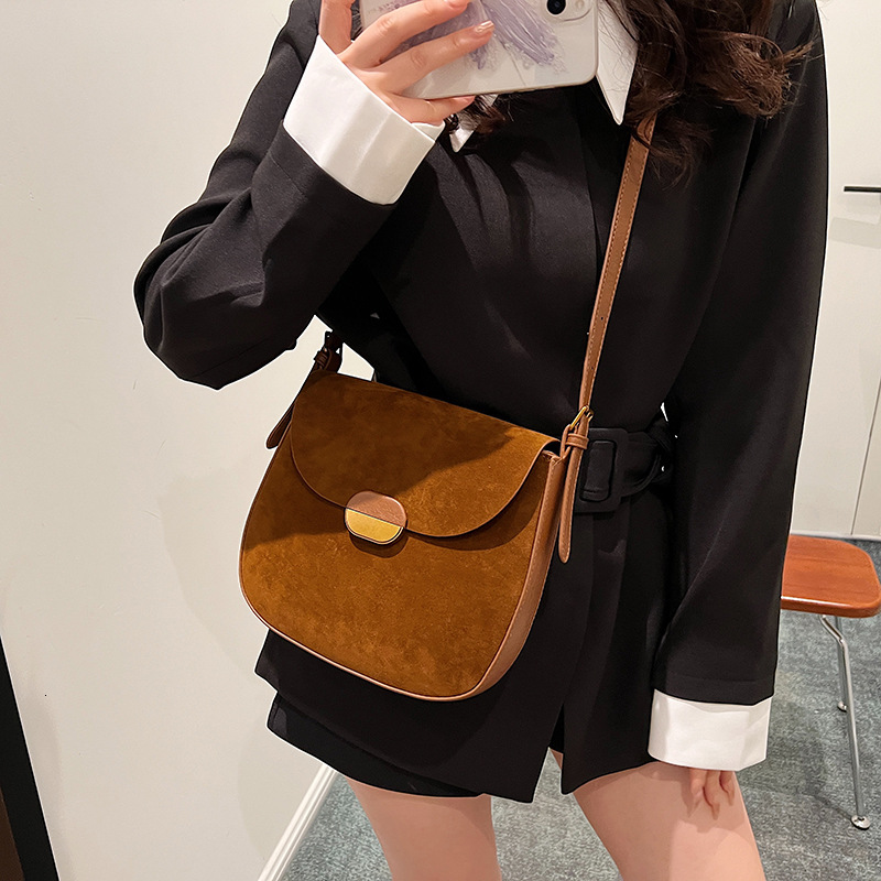 Single Shoulder for Women, Underarm Large Capacity Women's Bag, 2024 New Model, Niche Versatile Suede Leather Crossbody Saddle Bag ddmymoon